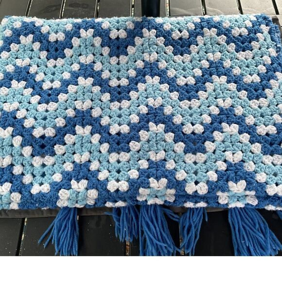 Homemade Afghan with Tassels - Picture 4 of 5